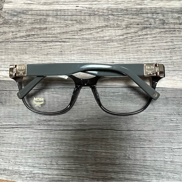 MCM Plastic MCM2699 Frame in Gray - Picture 5 of 10